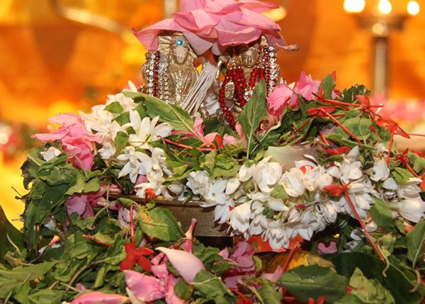 Pushp Abhishekam