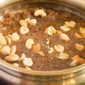 Idichu Pizhinju Payasam (ഇടിച്ചു പിഴിഞ്ഞ് പായസം)