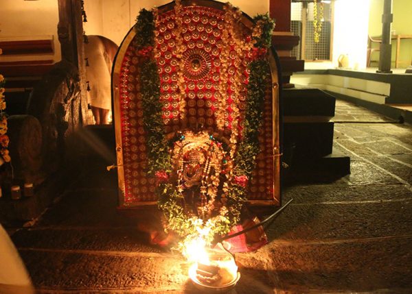 Uthram Puja